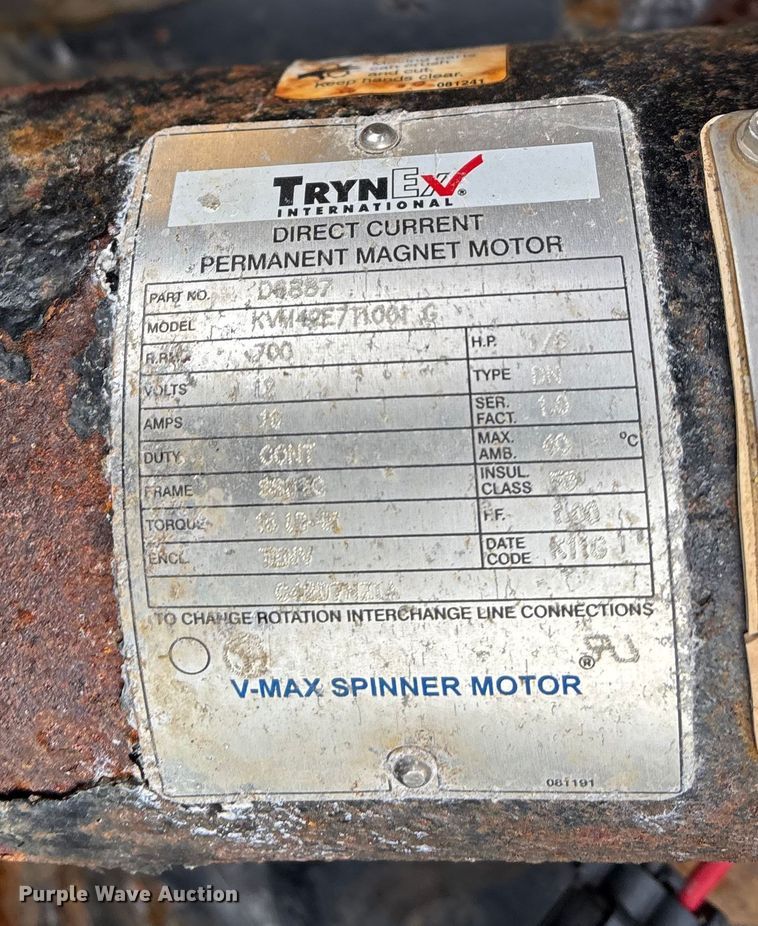 image for item ED2368 SnowEx Vmaxx 9300 spreader