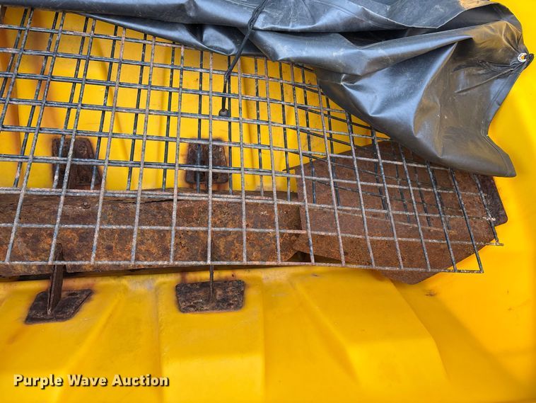 image for item ED2368 SnowEx Vmaxx 9300 spreader