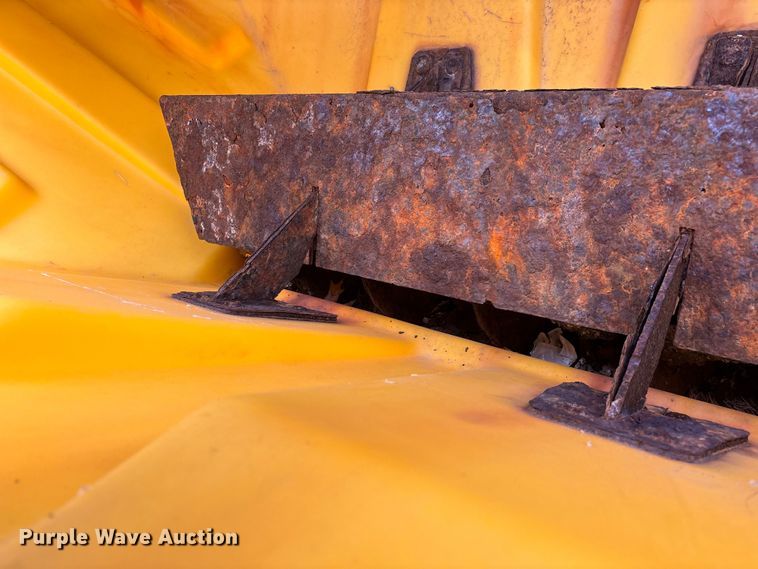 image for item ED2368 SnowEx Vmaxx 9300 spreader