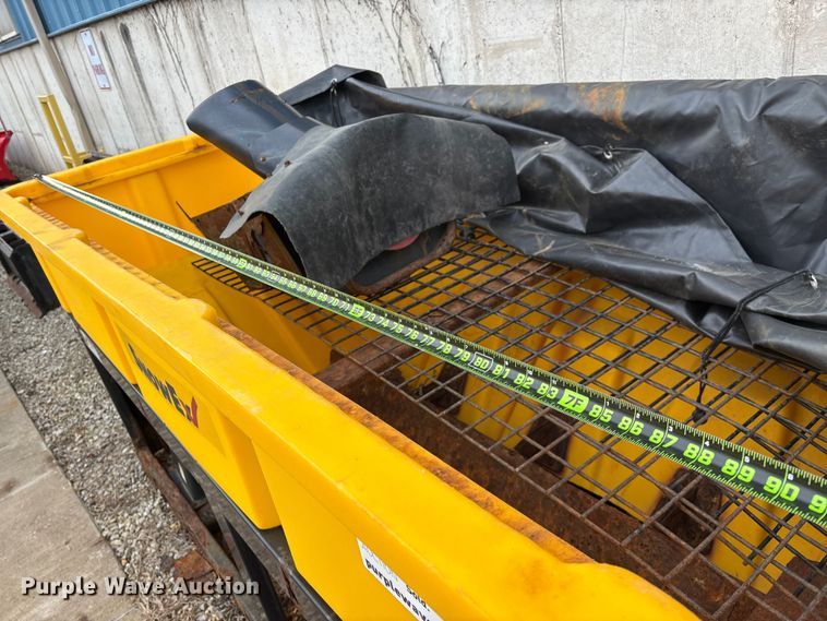 image for item ED2368 SnowEx Vmaxx 9300 spreader