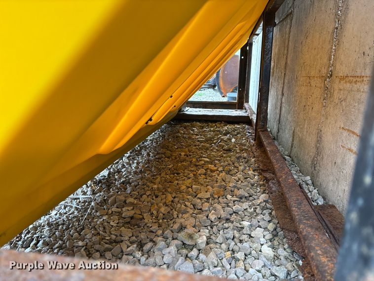 image for item ED2368 SnowEx Vmaxx 9300 spreader