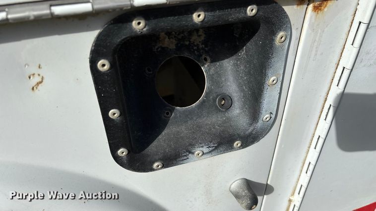 image for item ED2375 2009 Ford F350 Super Duty  Crew Cab utility bed pickup truck