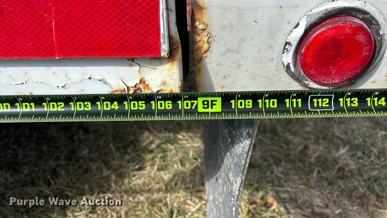 image for item ED2375 2009 Ford F350 Super Duty  Crew Cab utility bed pickup truck