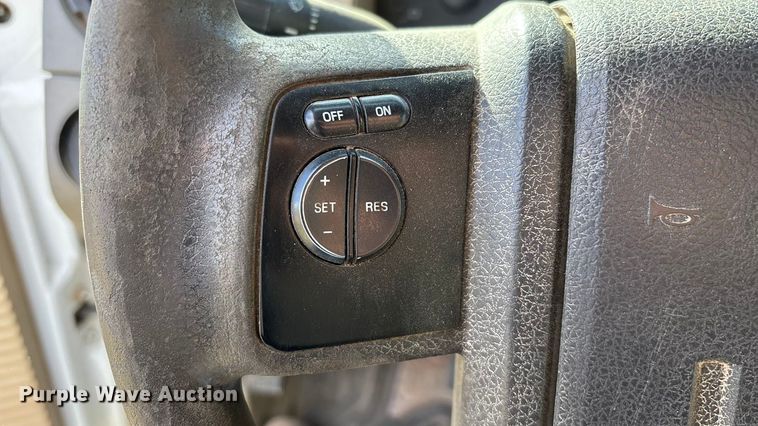 image for item ED2375 2009 Ford F350 Super Duty  Crew Cab utility bed pickup truck