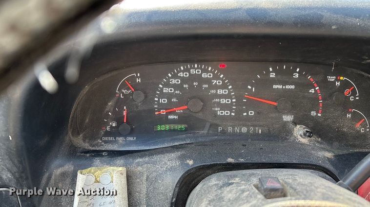 image for item ED2376 2003 Ford F350 Super Duty SuperCab flatbed pickup truck