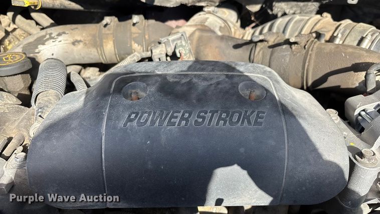 image for item ED2376 2003 Ford F350 Super Duty SuperCab flatbed pickup truck