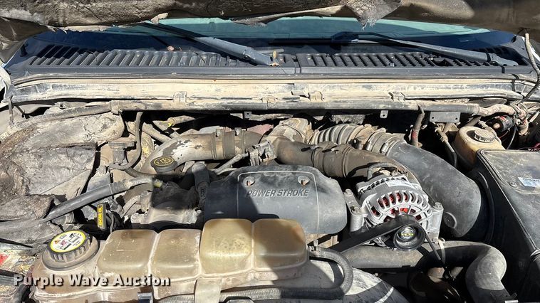 image for item ED2376 2003 Ford F350 Super Duty SuperCab flatbed pickup truck