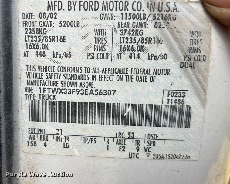 image for item ED2376 2003 Ford F350 Super Duty SuperCab flatbed pickup truck