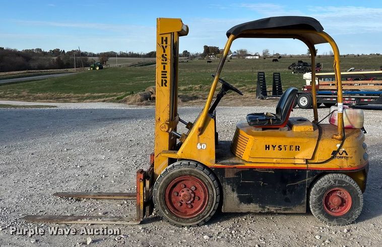image for item ED2377 Hyster forklift