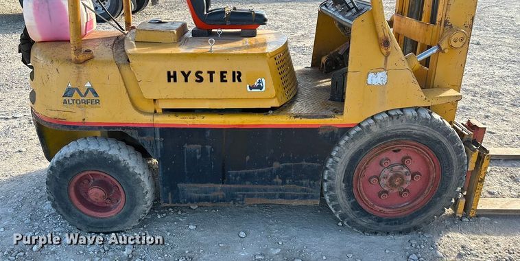 image for item ED2377 Hyster forklift