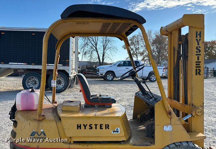 image for item ED2377 Hyster forklift