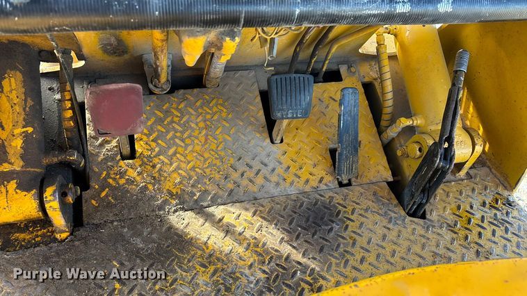 image for item ED2377 Hyster forklift