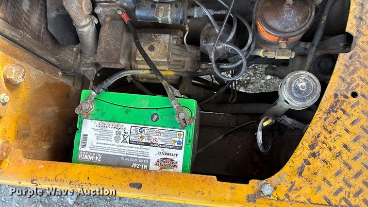 image for item ED2377 Hyster forklift