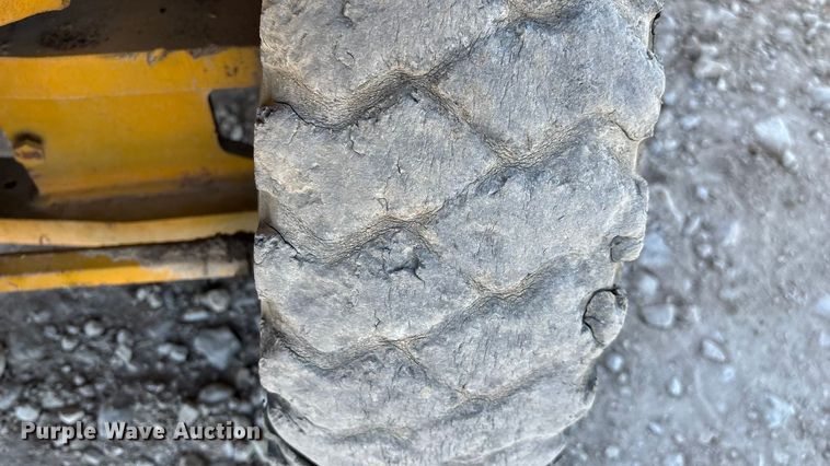 image for item ED2377 Hyster forklift