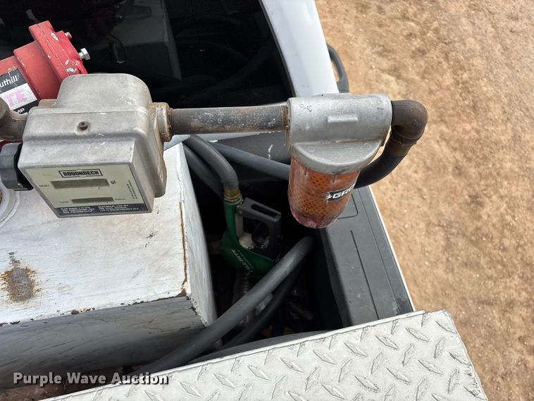 image for item ED2390 2016 Chevrolet Silverado 2500HD Double Cab bale bed pickup truck