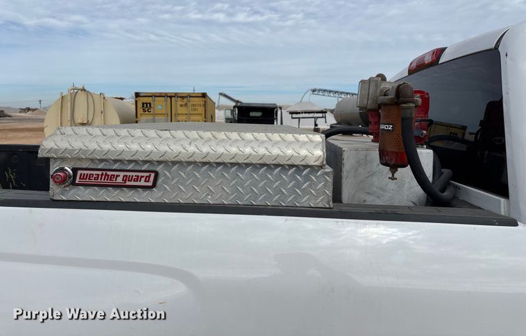 image for item ED2390 2016 Chevrolet Silverado 2500HD Double Cab bale bed pickup truck