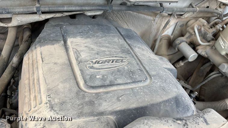 image for item ED2390 2016 Chevrolet Silverado 2500HD Double Cab bale bed pickup truck