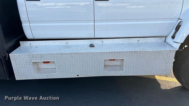 image for item ED2398 1997 GMC C6500 Crew Cab flatbed truck