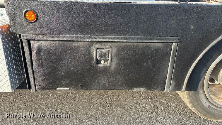 image for item ED2398 1997 GMC C6500 Crew Cab flatbed truck