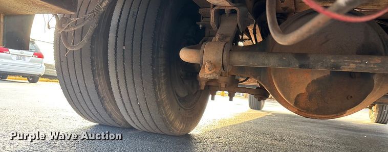 image for item ED2398 1997 GMC C6500 Crew Cab flatbed truck