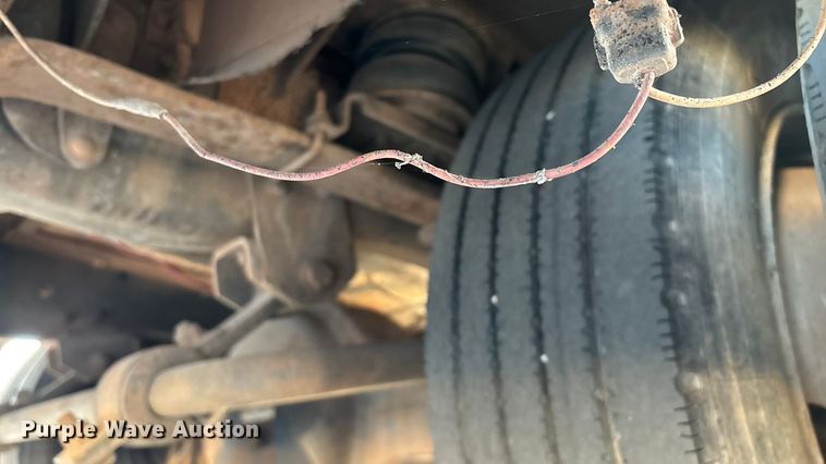 image for item ED2398 1997 GMC C6500 Crew Cab flatbed truck