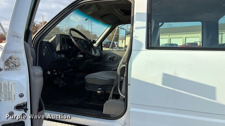 image for item ED2398 1997 GMC C6500 Crew Cab flatbed truck