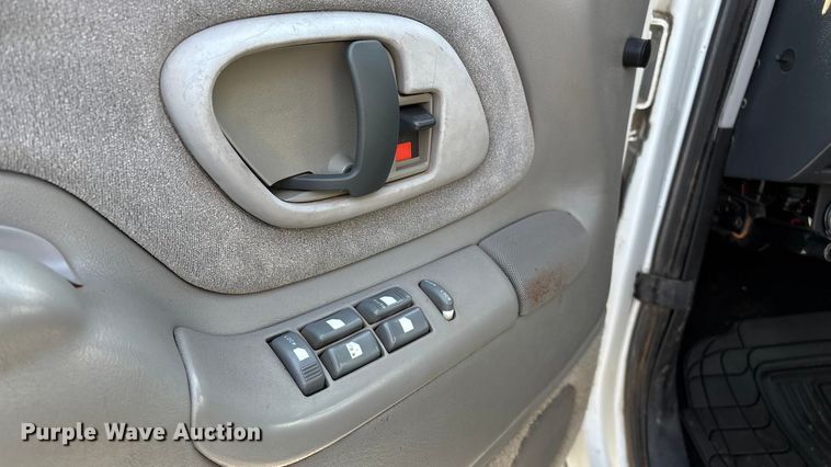 image for item ED2398 1997 GMC C6500 Crew Cab flatbed truck