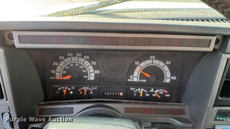 image for item ED2398 1997 GMC C6500 Crew Cab flatbed truck