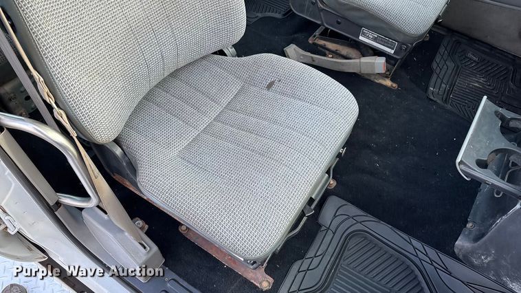 image for item ED2398 1997 GMC C6500 Crew Cab flatbed truck