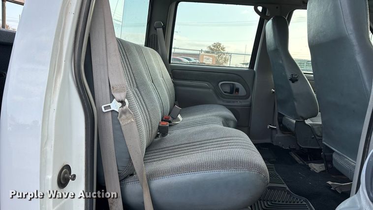 image for item ED2398 1997 GMC C6500 Crew Cab flatbed truck