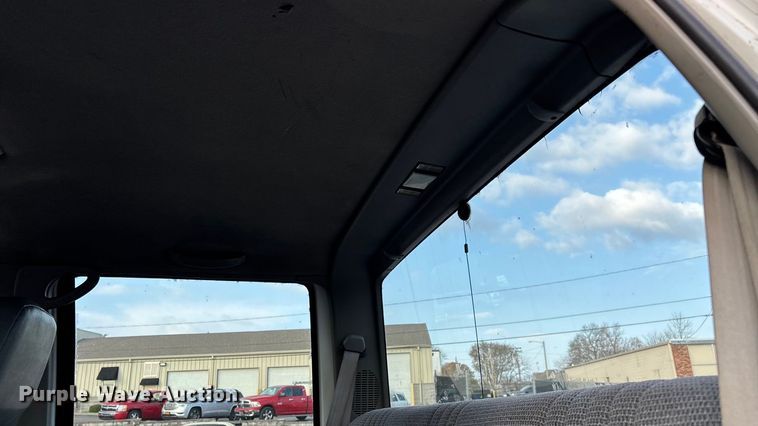 image for item ED2398 1997 GMC C6500 Crew Cab flatbed truck