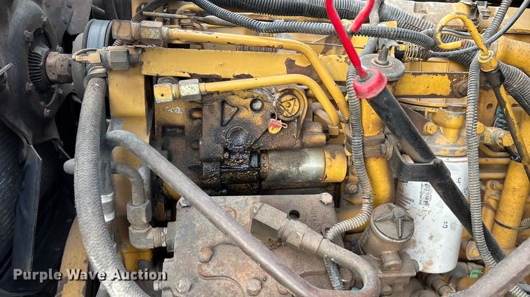 image for item ED2398 1997 GMC C6500 Crew Cab flatbed truck