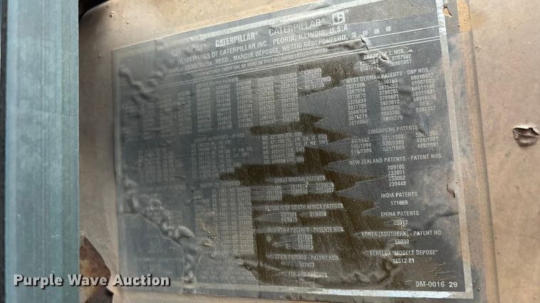 image for item ED2398 1997 GMC C6500 Crew Cab flatbed truck