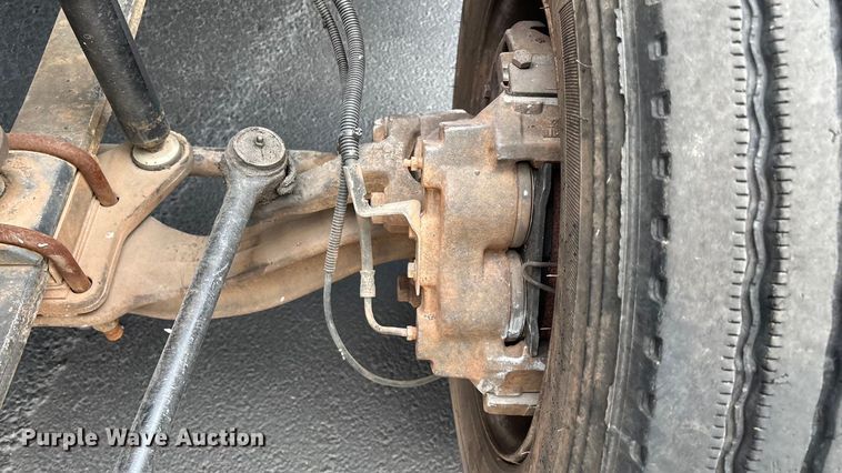 image for item ED2398 1997 GMC C6500 Crew Cab flatbed truck