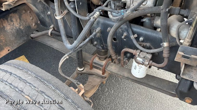 image for item ED2398 1997 GMC C6500 Crew Cab flatbed truck