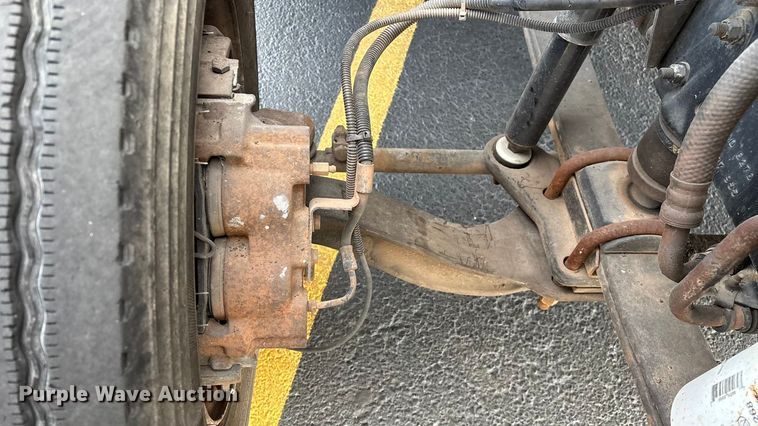 image for item ED2398 1997 GMC C6500 Crew Cab flatbed truck