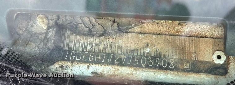 image for item ED2398 1997 GMC C6500 Crew Cab flatbed truck