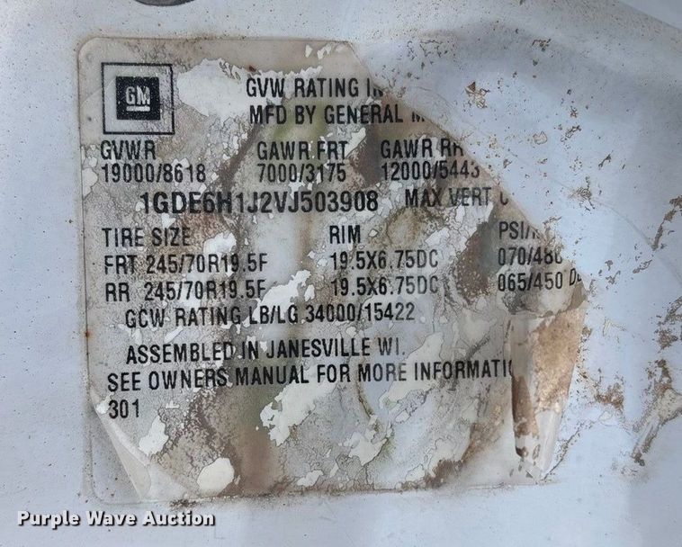 image for item ED2398 1997 GMC C6500 Crew Cab flatbed truck