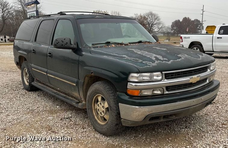 image for item ED2404 2001 Chevrolet Suburban 1500 SUV