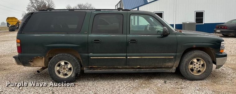 image for item ED2404 2001 Chevrolet Suburban 1500 SUV