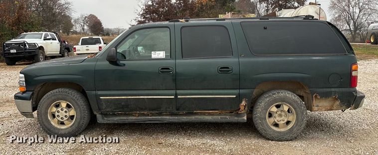 image for item ED2404 2001 Chevrolet Suburban 1500 SUV