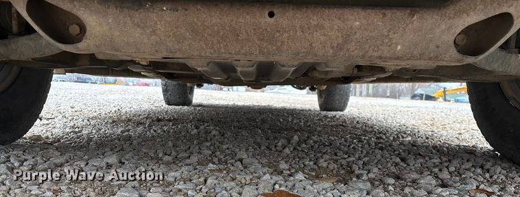 image for item ED2404 2001 Chevrolet Suburban 1500 SUV