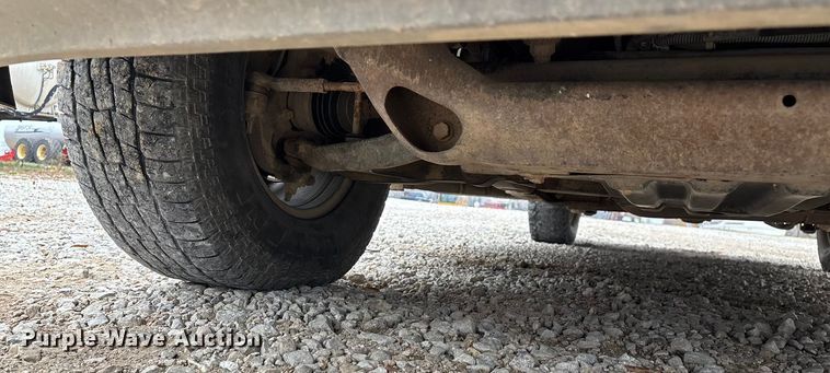 image for item ED2404 2001 Chevrolet Suburban 1500 SUV