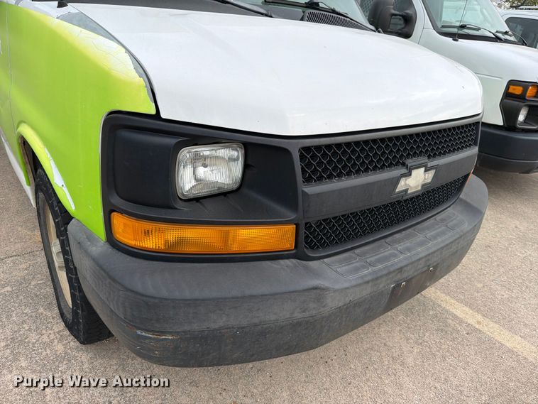 image for item ED5033 2007 Chevrolet Express 1500 van