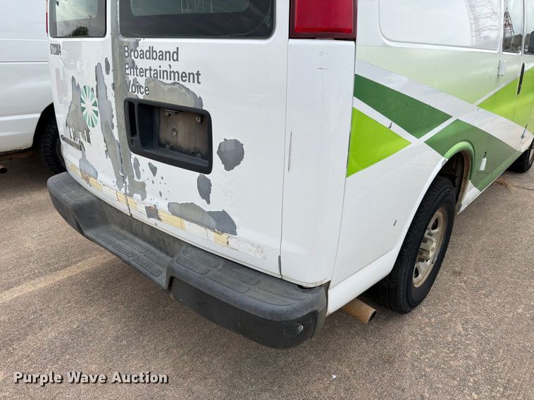image for item ED5033 2007 Chevrolet Express 1500 van