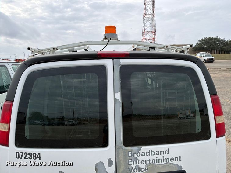 image for item ED5033 2007 Chevrolet Express 1500 van