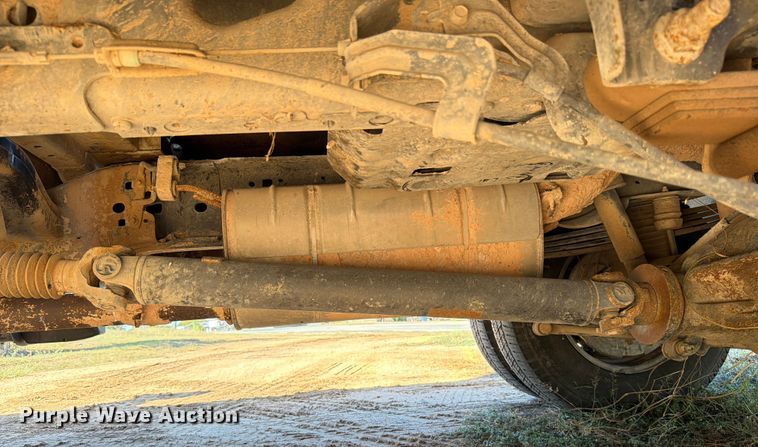 image for item ED5933 2019 Ford F350 Super Duty XL SuperCab utility bed pickup truck