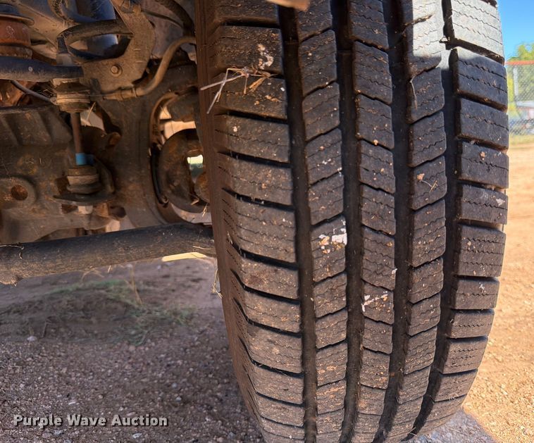 image for item ED5933 2019 Ford F350 Super Duty XL SuperCab utility bed pickup truck