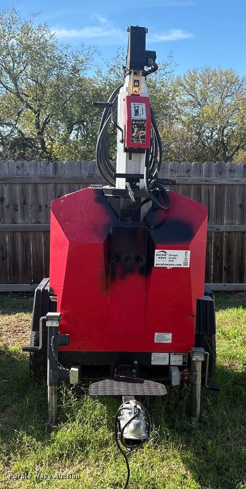 image for item EE1378 2021 Light Boy Co. GBX25BK light plant