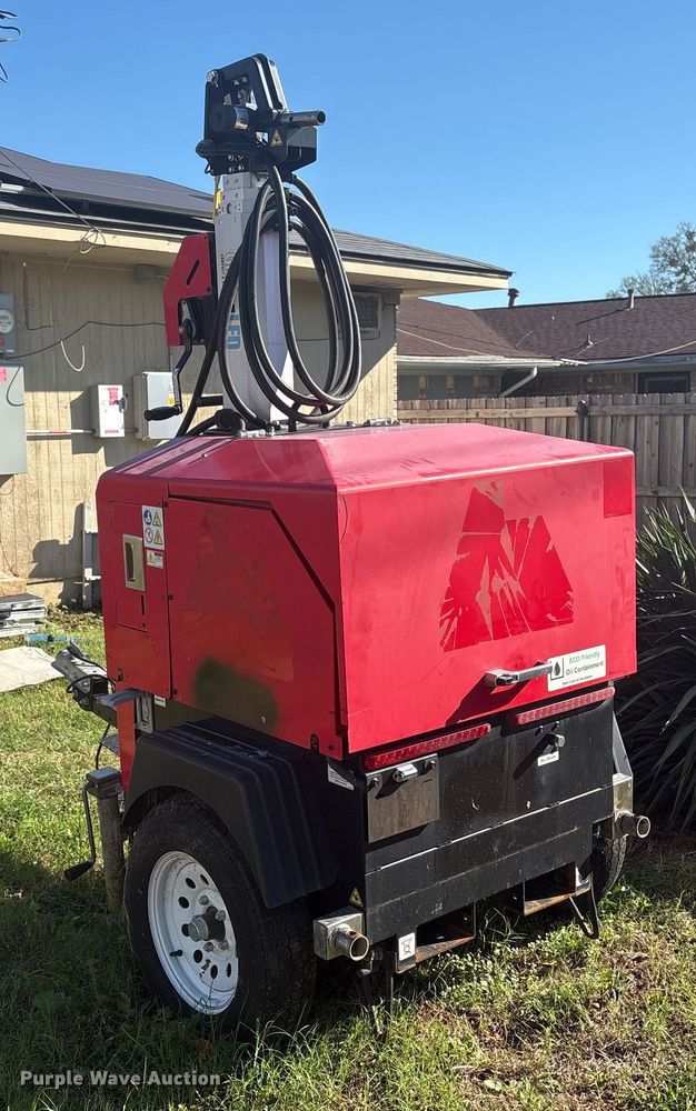 image for item EE1378 2021 Light Boy Co. GBX25BK light plant